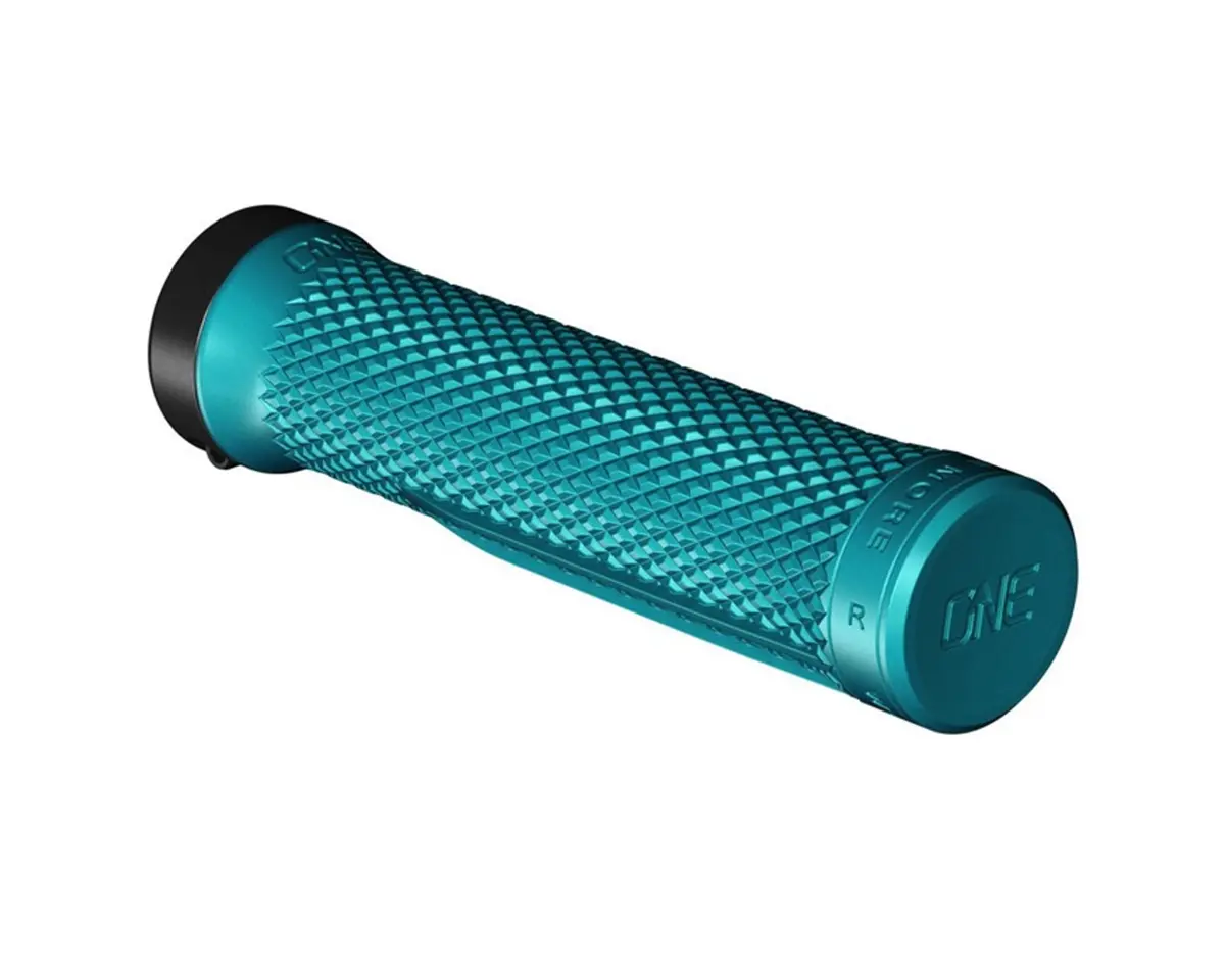 Oneup Lock-On Grips 1