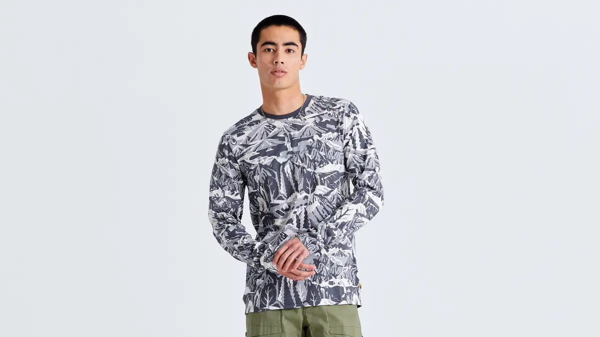 Specialized Men's Specialized/Fjällräven Cotton Caliswe Long Sleeve Tee 2