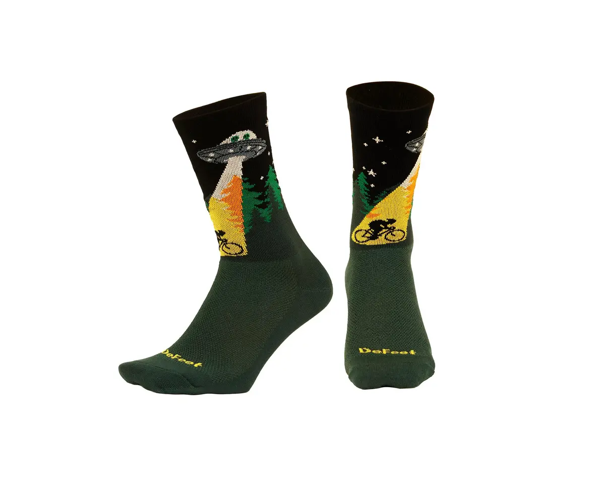 Defeet Aireator 6" Abduction Socks - Forest Green 1