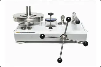 Fluke Calibration P3100 Hydraulic Deadweight Testers For P3111/P3112/P3113 1