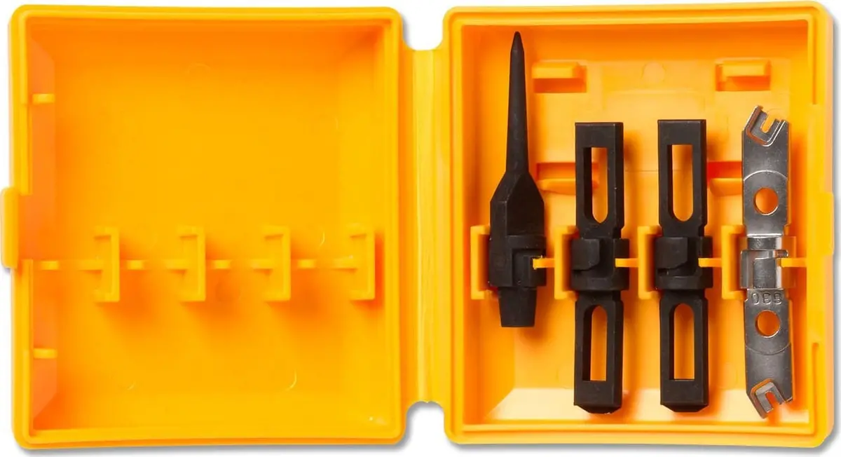 Fluke Networks 10979003 66 Blade Kit, 66 Blades (2), 630 Blade, Wood Screw Starter Punch 1