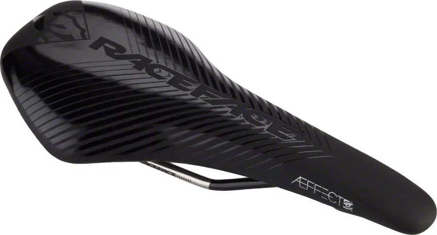 Raceface Aeffect Saddle 1