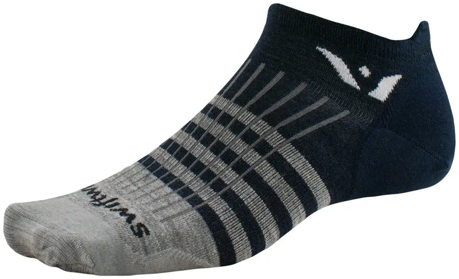 Swiftwick PURSUIT ZERO Merino Wool Cycling Socks - Image 4