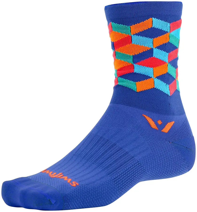 Swiftwick Vision Five Dimension Seamless Cycling Socks - Image 3