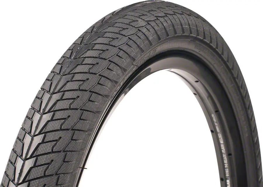 Eclat Escape Tire 1