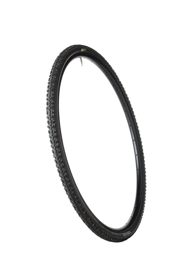 45Nrth Xerxes Tire 1