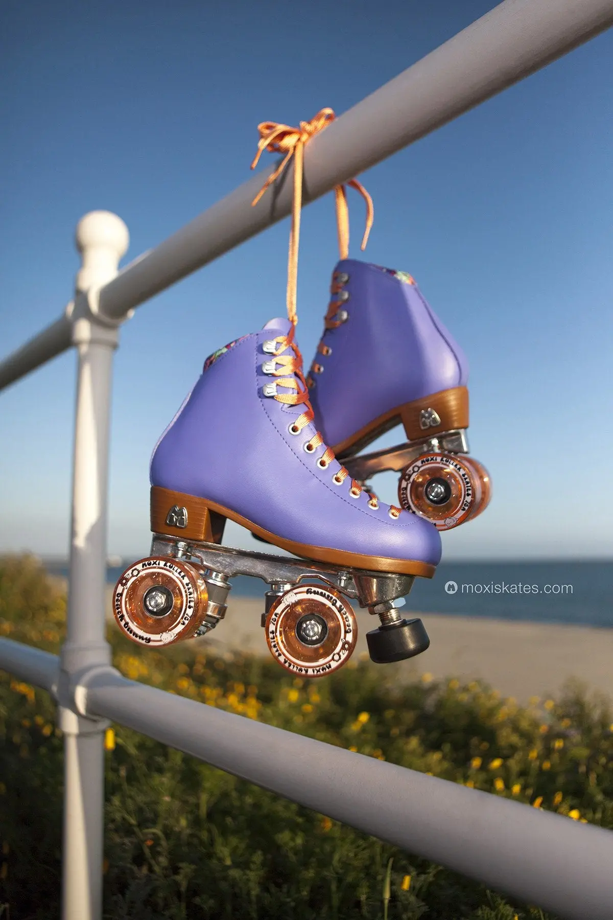 Beach Bunny Roller Skates - Periwinkle Sunset 5