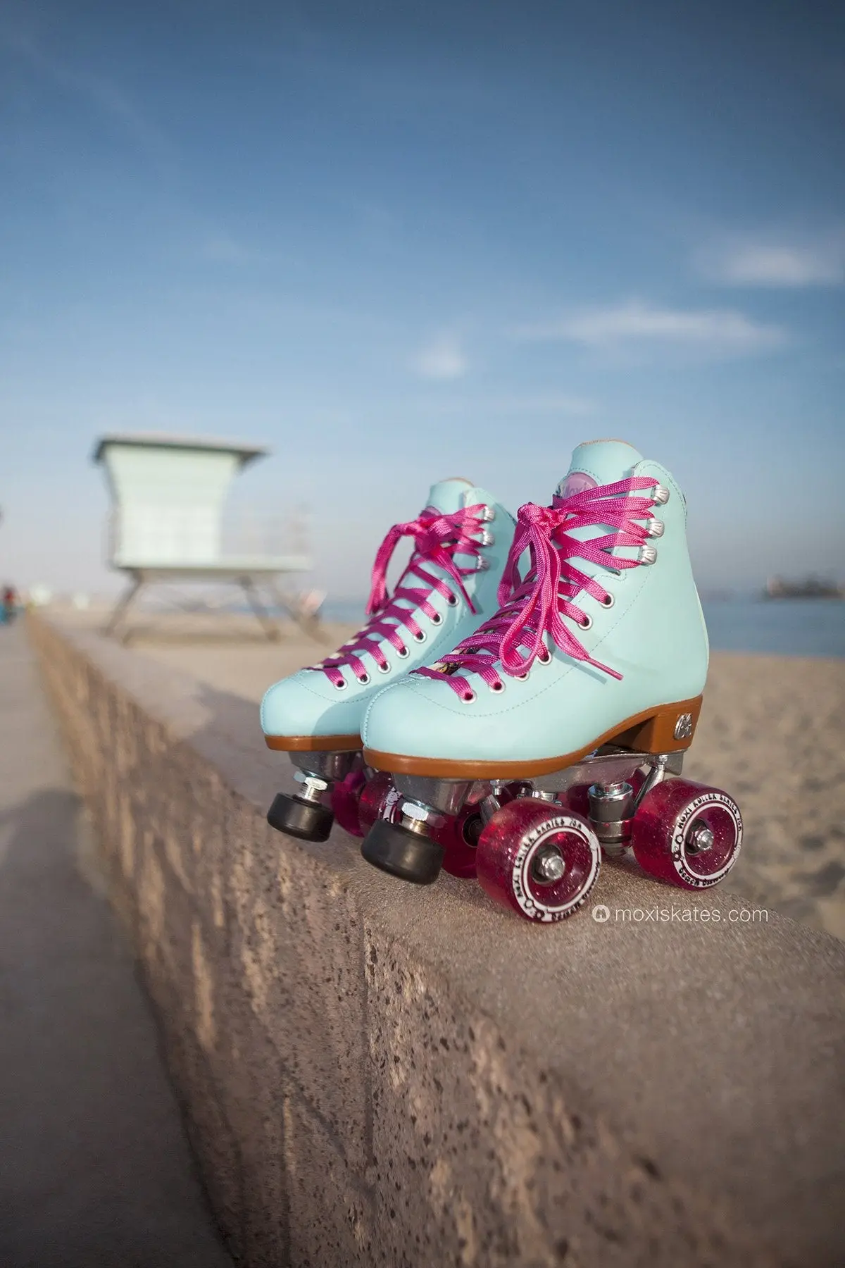 Beach Bunny Roller Skates - Blue Sky 2