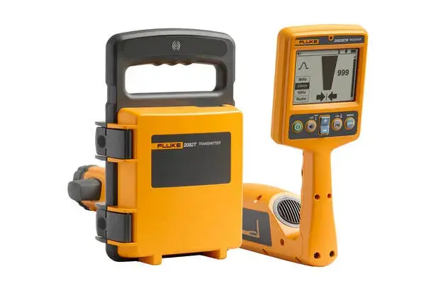 Fluke Smarttrace 2082Bt Elite Underground Utility Locator Kit 1