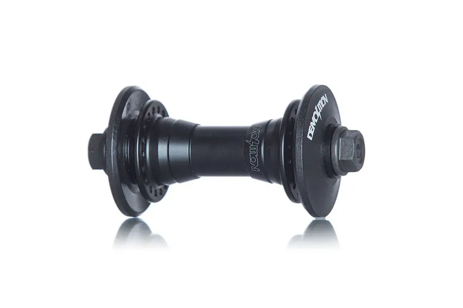 Whistler Pro Front Hub (Scratch & Dent) 1