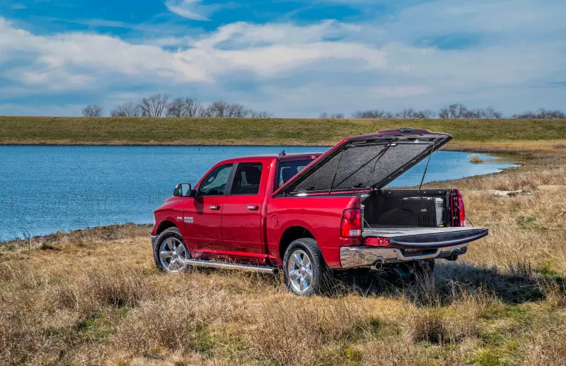 Undercover Elite Lx Hard Tonneau Cover For 2009–2018 Ram 1500 & 2019–2020 Ram Classic (6.4-Foot Bed) – Bright White 1